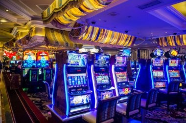 mas77toto platform interface showing sportsbook, live dealer, slots, and esports categories